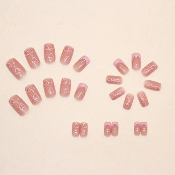 24 Pieces Fake Press On Nails - Picture 2 of 8